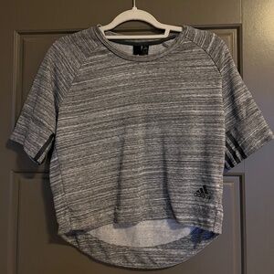 Adidas Sweatshirt Tee